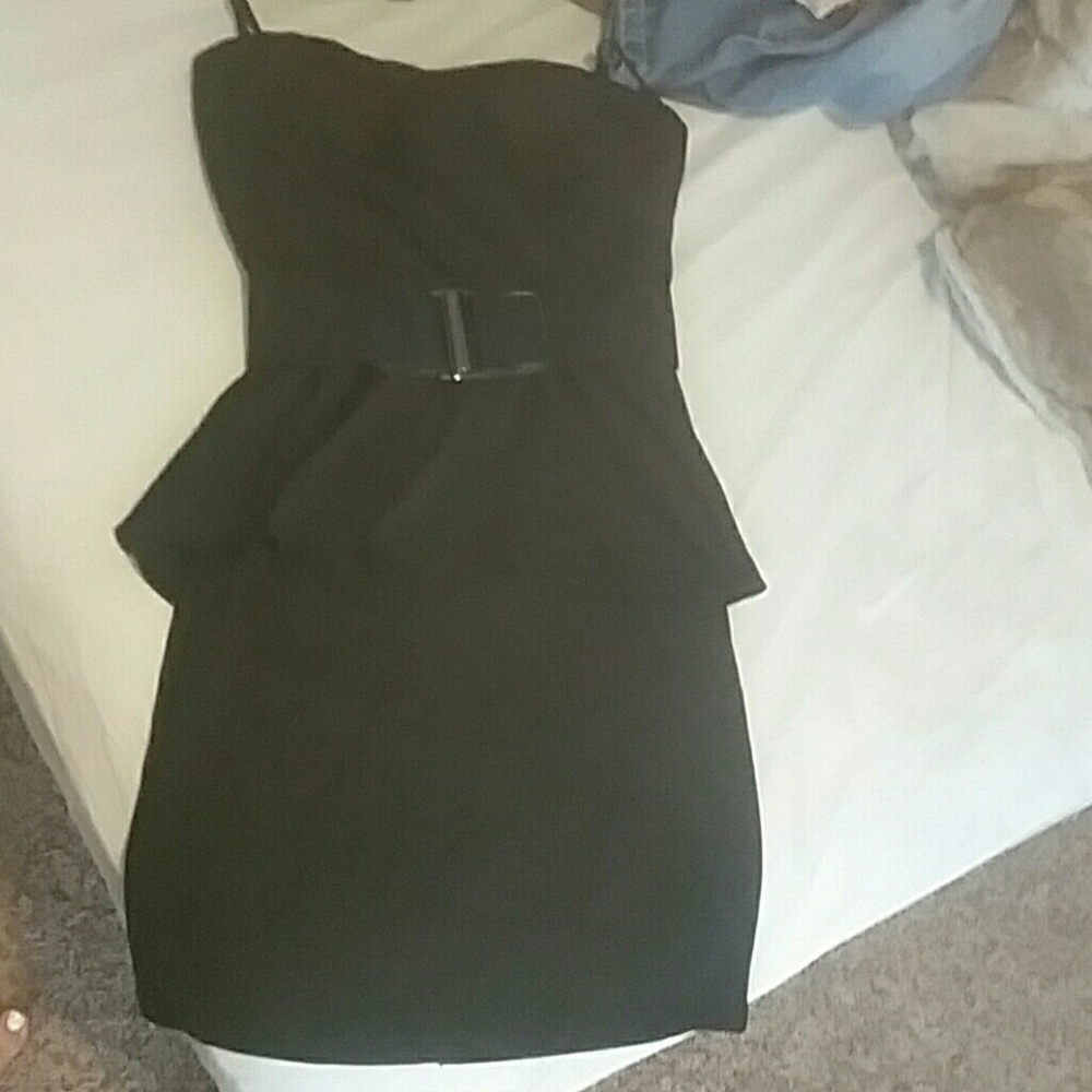 Black strapless